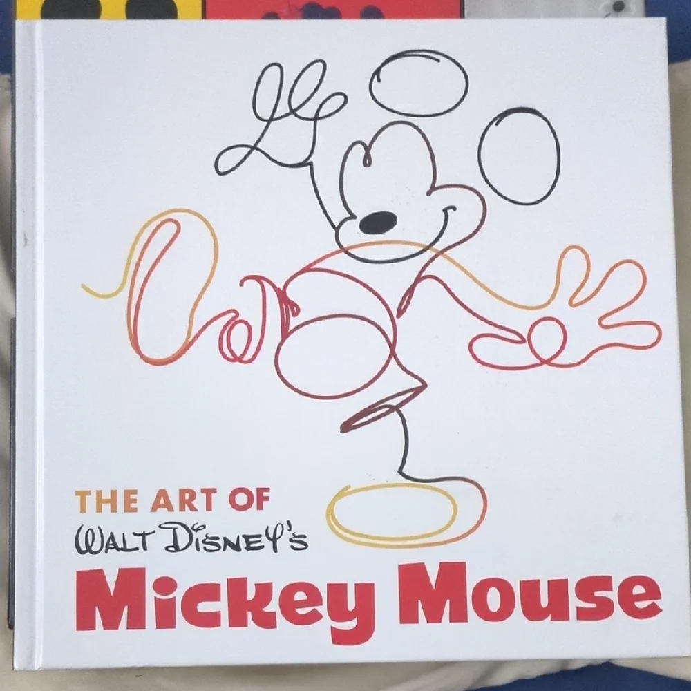 The Art of Mickey Mouse and Minnie Mouse Book - Picture 4 of 6